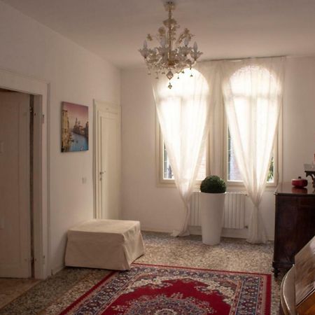 Porta Orientalis Velence Kültér fotó