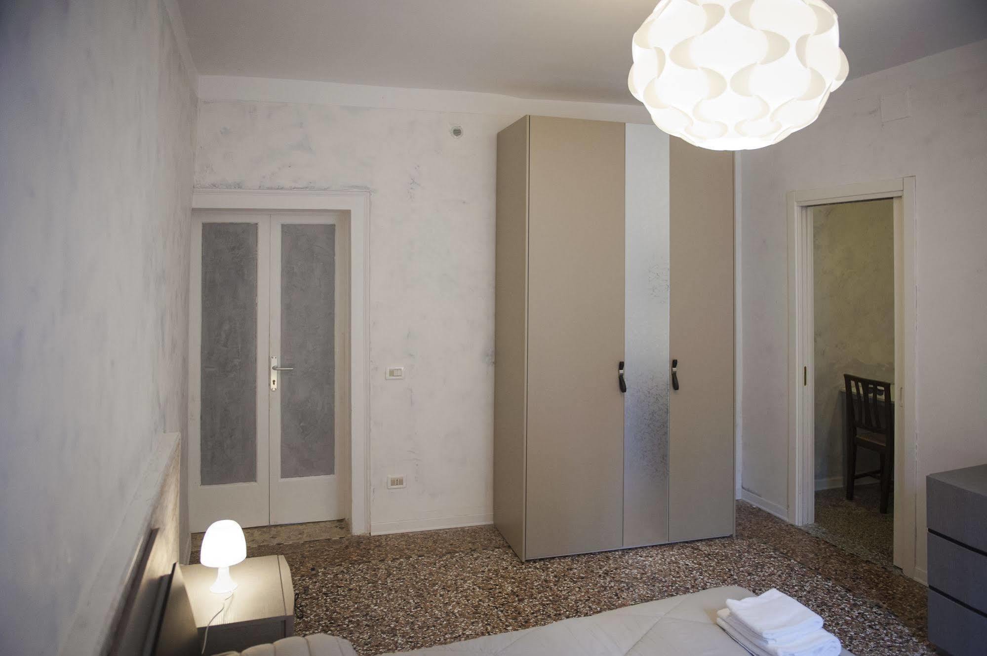 Porta Orientalis Velence Kültér fotó